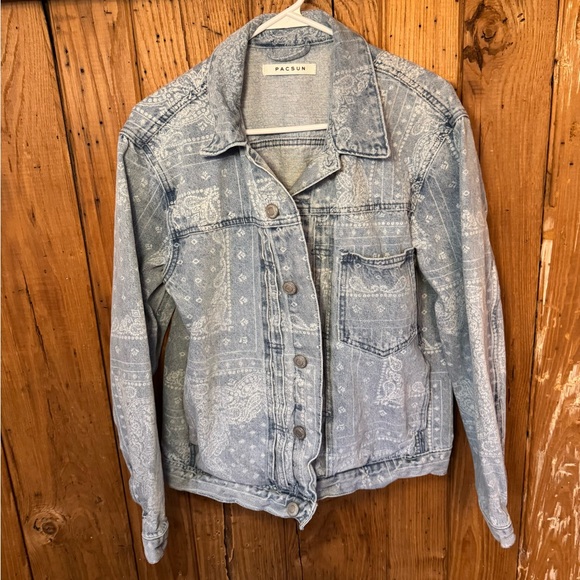 PacSun Men’s Light Wash Paisley Print Denim Jacket Size L - Picture 14 of 16